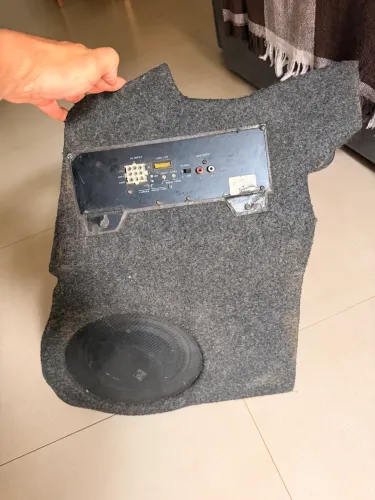 CAIXA AMPLIFICADA EM FIBRA DE VIDRO ESPECÍFICA PARA GOL G8