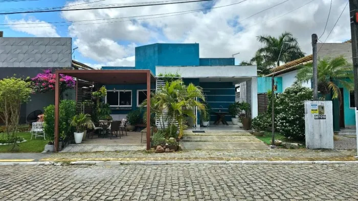 Casa com 3 suítes e closet no Condomínio Pedra da Lua em Parnamirim/RN