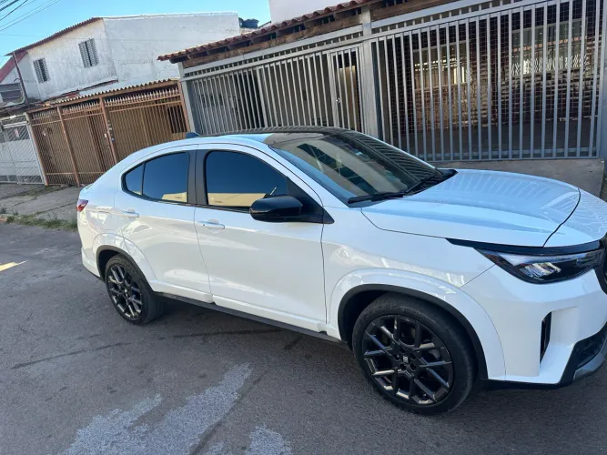 Fiat Fastback Impetus 200 T. AUT (hibrído) 2026