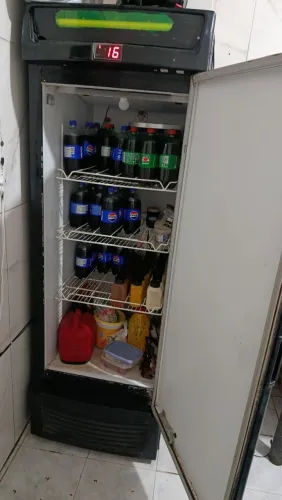 Vende se um cervejeiro metal frio