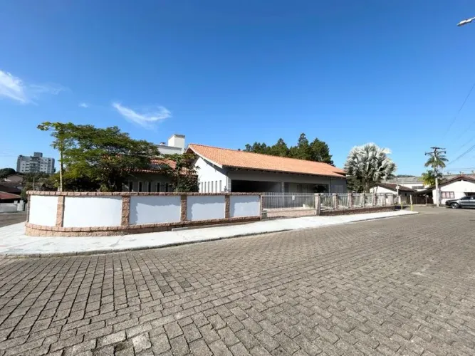 Casa TIMBÓ - SC