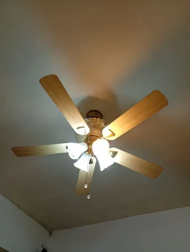 Lustre