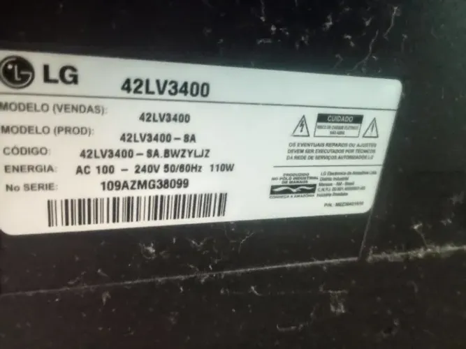 Tv LG 42 polegadas LCD com conversor integrado sem controle