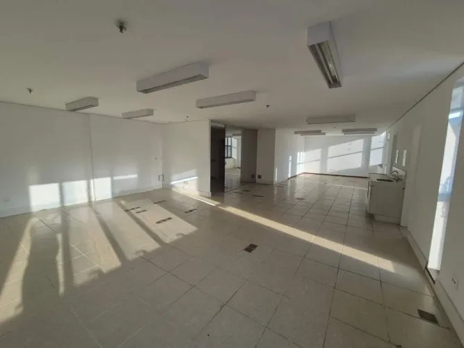 Sala para alugar no Barro Preto
