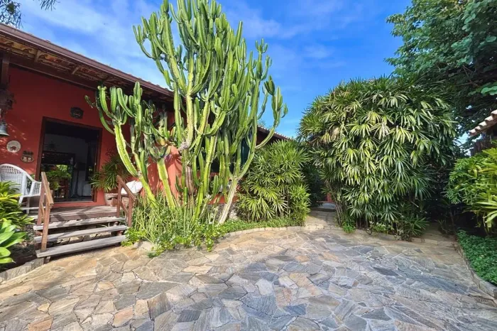 Casa Térrea com Localização Privilegiada em Manguinhos Armação dos Búzios RJ