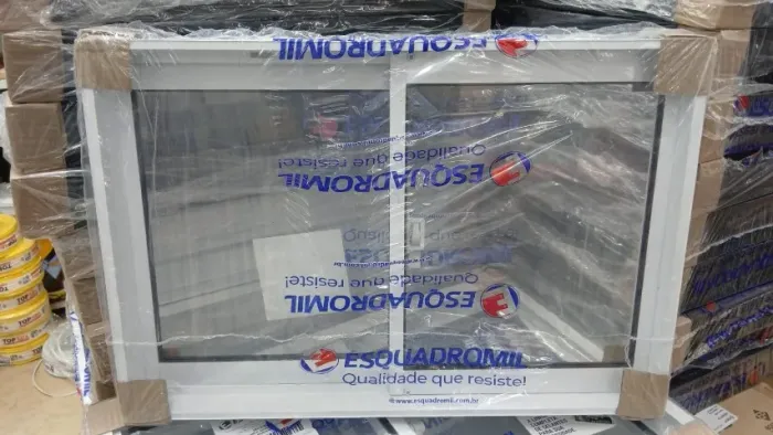 Basculantes estilo blindex alumínio 2 folhas 40x60 a partir de R$199,90