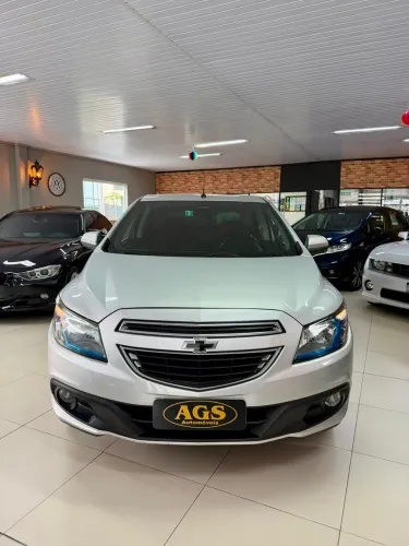 Chevrolet Onix Hatch LTZ 1.4 8V Flex Aut. 4P 2016