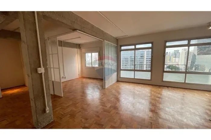 Apartamento para locação em Pinheiros, com 92 metros quadrados, uma suíte e uma vaga
