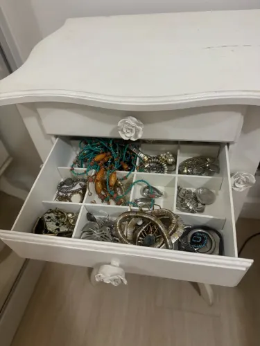 Mesinha de cabeceira