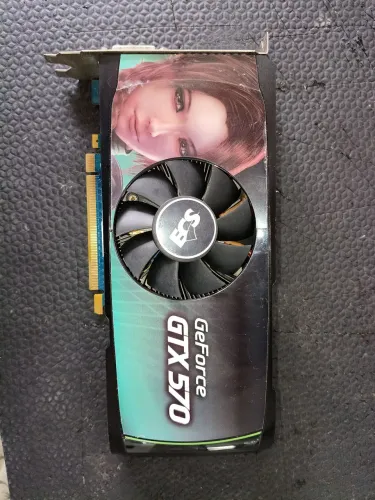 Placa de Vídeo GeForce GTX 570