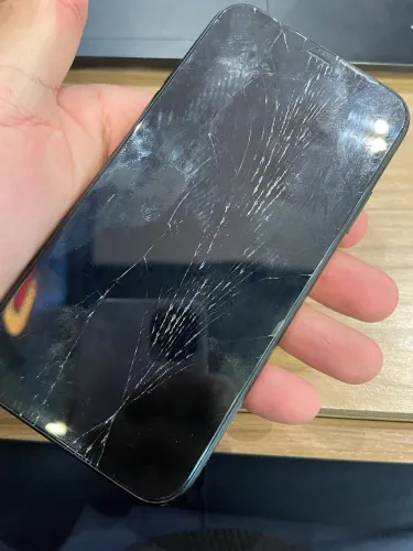 iPhone XR - leia o anúncio