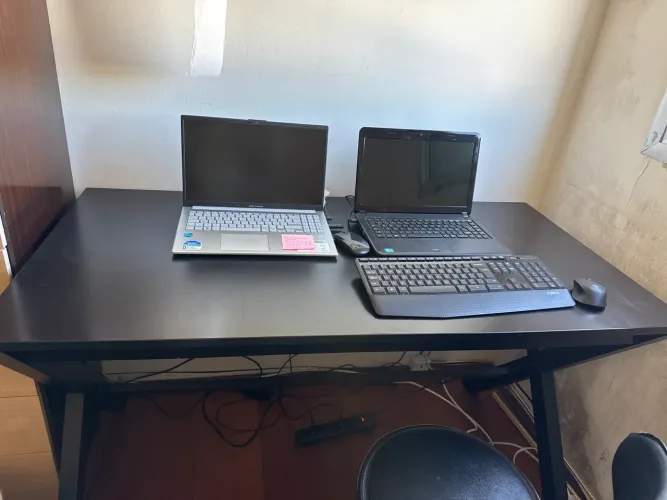 Mesa escrivaninha tom stok