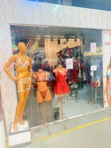 2 box Center fashion vende