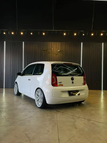 Volkswagen Up! Take 1.0 T. Flex 12V 3P 2015