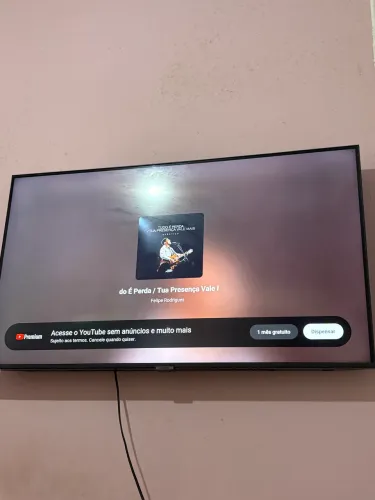 TV smart 43 polegadas pegando tudo perfeitamente.