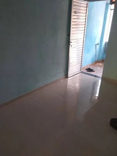 Alugo casa bugio 550,00