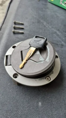 Tampa do tanque da moto Start 160