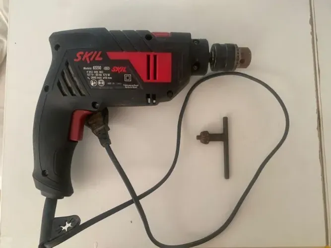 Furadeira Skil