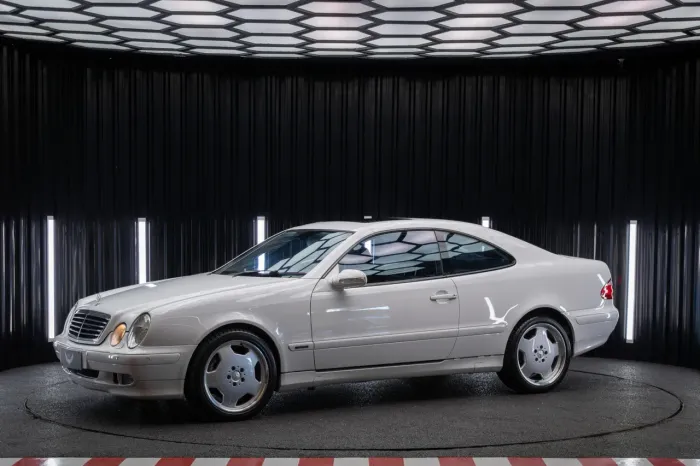Mercedes-Benz CLK-430 Avantgarde 4.3 2001
