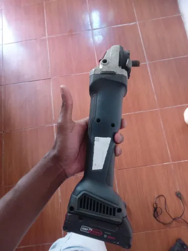 Esmerilhadeira 