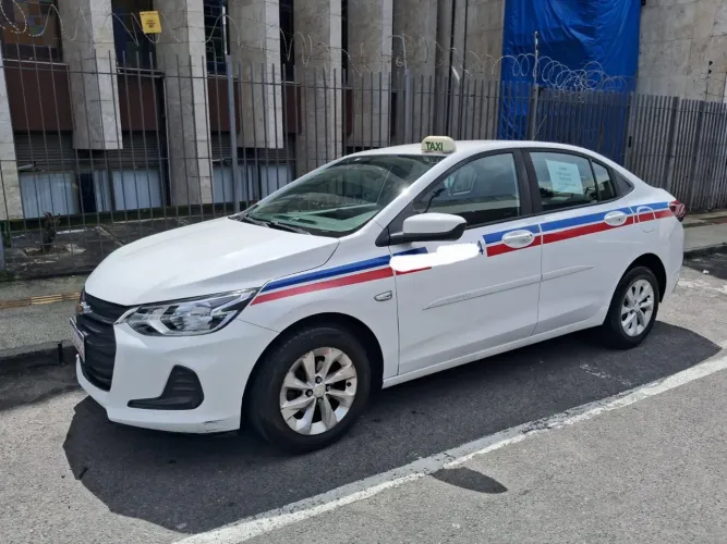 Chevrolet Onix Plus LT 1.0 12V Flex Mec. 4P 2022