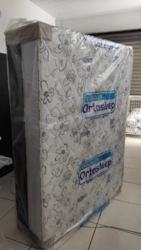 Cama box casal conjugada pronta para usar