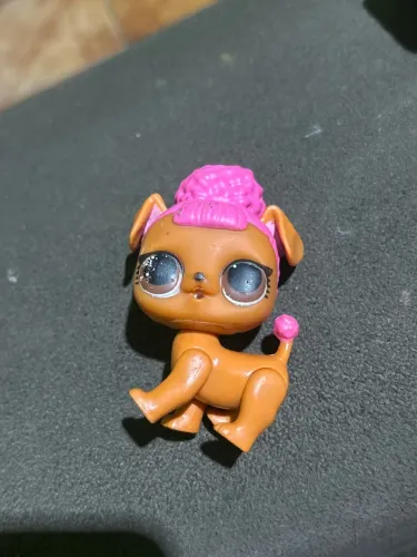 Pet lol surprise cachorro marrom e pink