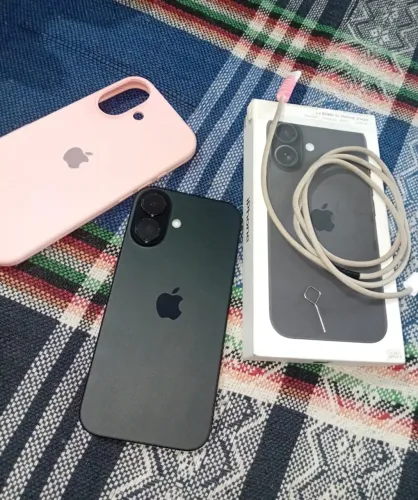 iPhone 16 com caixa e nota fiscal