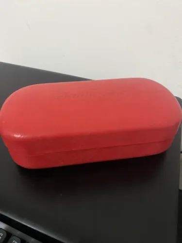Case para óculos Chilli Beans vermelha