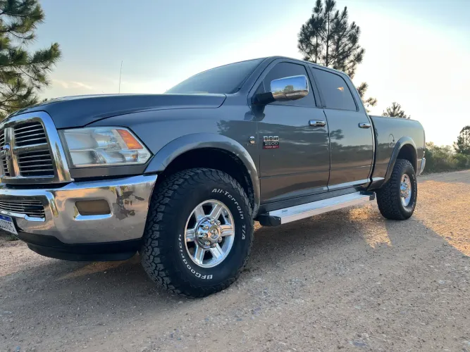 Dodge Ram 2500 Laie 6.7 TDI CD 4X4 Dies 2012