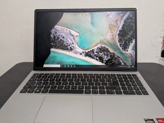 Notebook Dell inspiron - Ryzen 5 - 16gb ram - NVME 256 gb