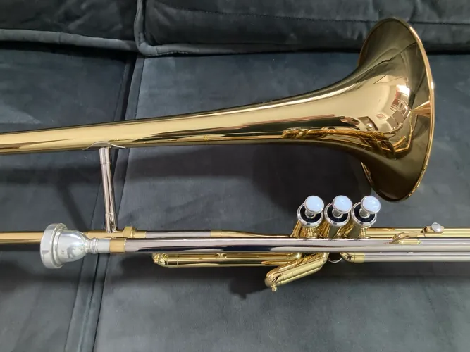 Trombone Yamaha Japan ysl 354 em dó