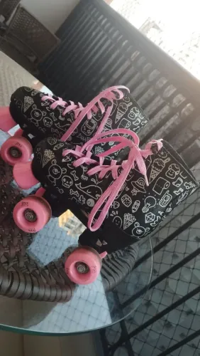 Patins semi novo Tam 32