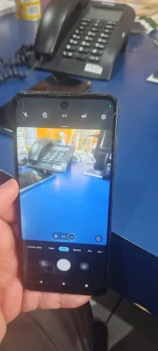Moto g60 tela trincada mas funciona 