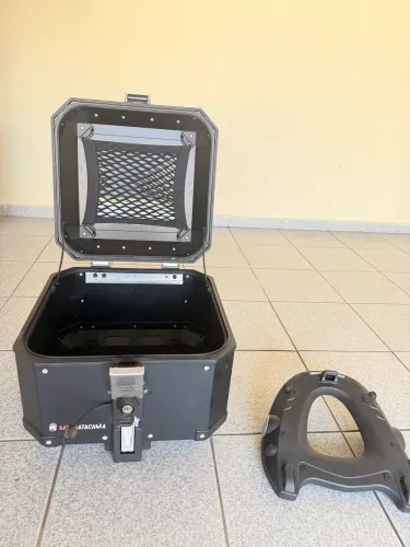 Baú Givi Monokey Trekker Outback 421 Obkn42b Preto + (2) Base M5