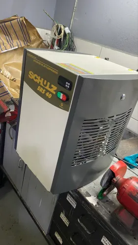 Secador de Ar Comprimido por Refrigeração Schulz SRS