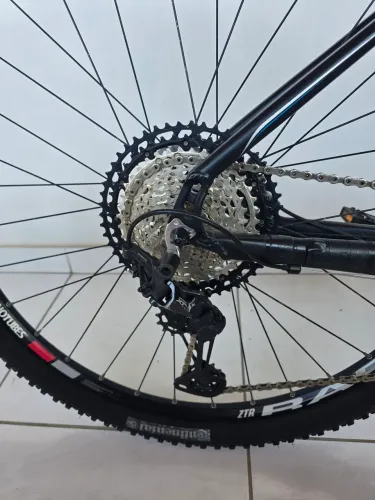 Caloi vitus Deore Xt 12v