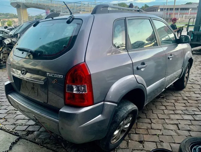Sucata Tucson 2012 automática em peças 
