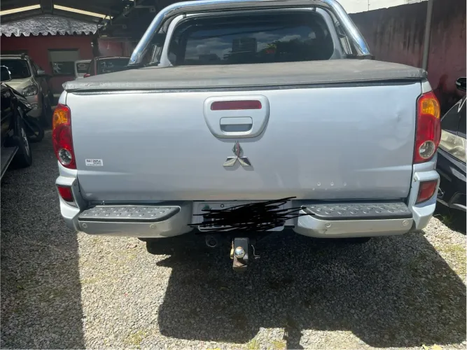 Mitsubishi L200 Triton HPE 3.2 CD TB Int.diesel MEC 2009