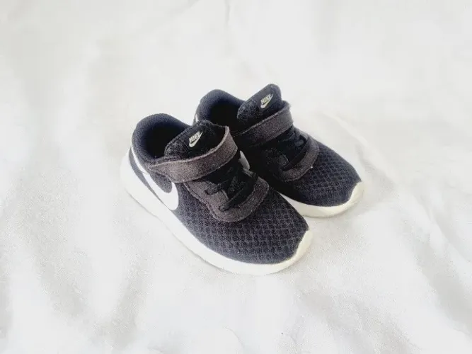 tênis nike infantil tam 25 preto