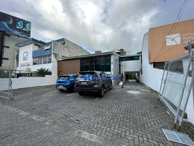Imóvel Comercial com 370 m² na Av. Agamenon Magalhães em Recife - PE