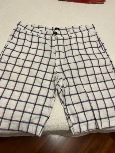 vendo bermuda masculina xadrez marca gap tamanho g pouquissimo uso