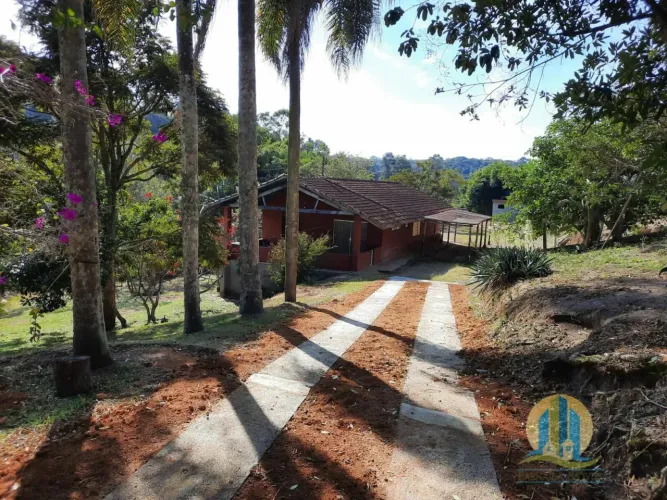 Chácara à Venda em Santana de Parnaíba / SP