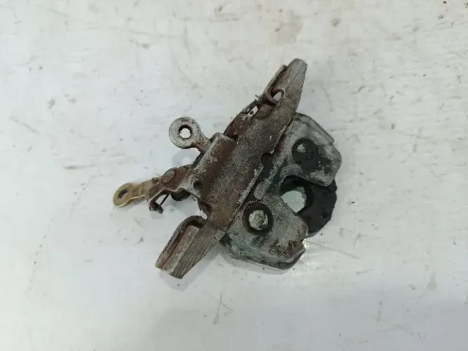 Fechadura tampa porta malas VW Gol G4 06-09
