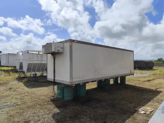 Baú Frigorífico Truck Randon
