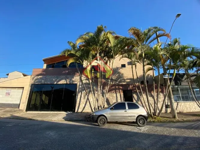 Venda de Casas / Comercial na cidade de Taubaté