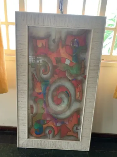 Moldura com vidro Moderno