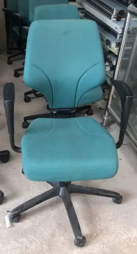 Cadeira giratoria flex form 