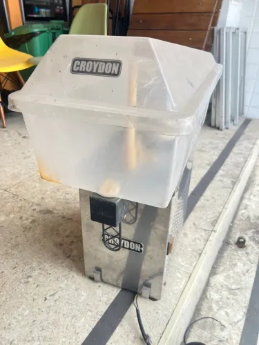 Refresqueira Croydon 20 litros 