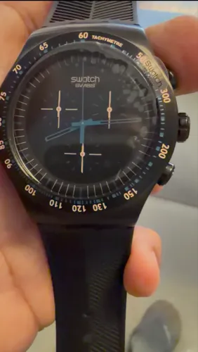 Swatch grande semi nova 950 cada